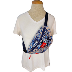 Mysterious Rose Moonbag